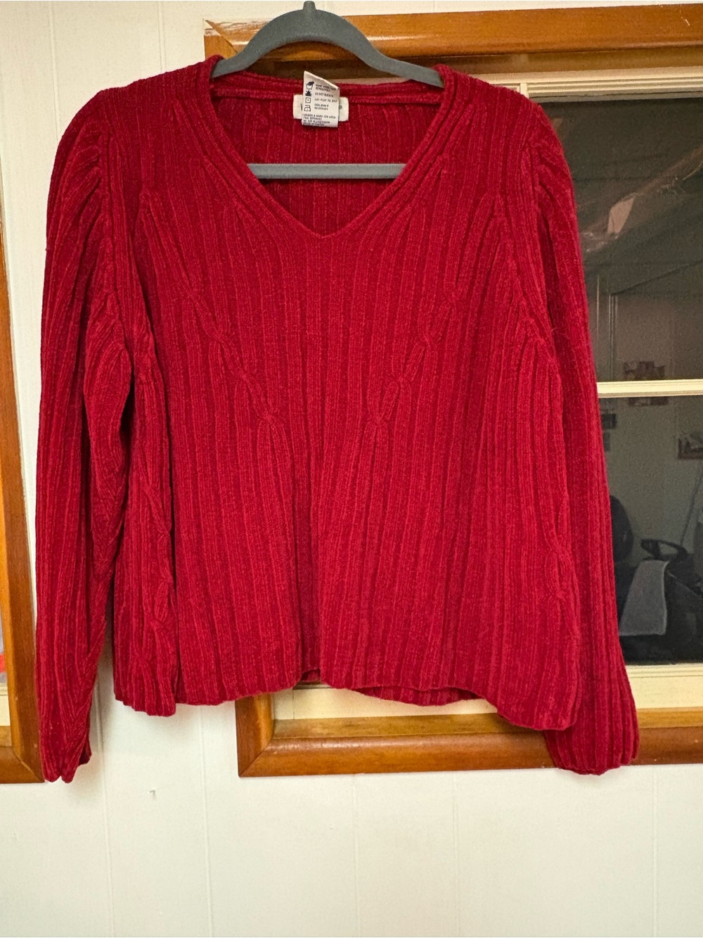 White Stag Women's Deep Red V-Neck Ribbed Sweater